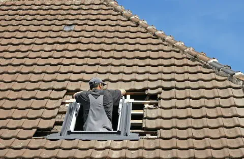 Pose de velux - Luthenay-Uxeloup